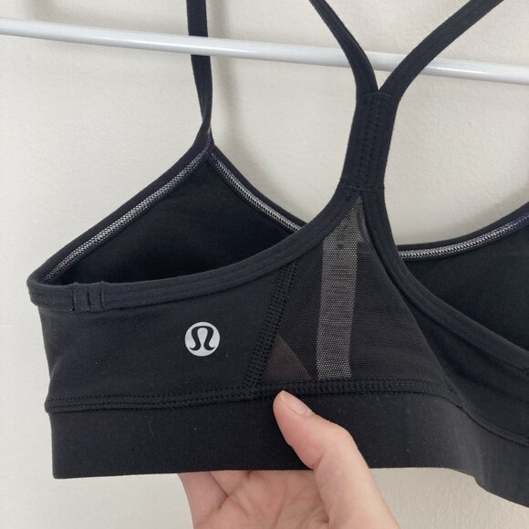 Lululemon Black Flow Y Bra Size 4 - Picture 4 of 4